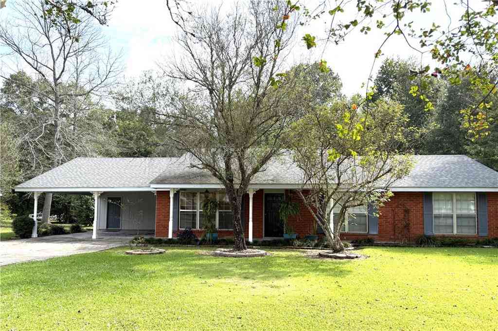 Homes For Sale - 1606 Meadowlea Street<br/> Bogalusa, LA 70427