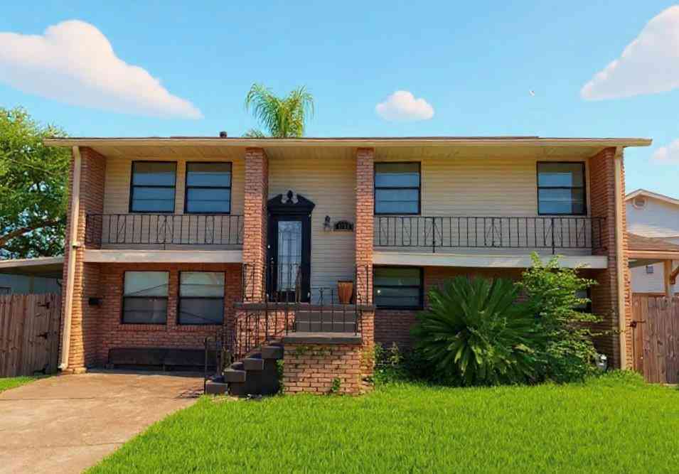 Homes For Rent - 1724 Sandra Avenue<br/> Metairie, LA 70003