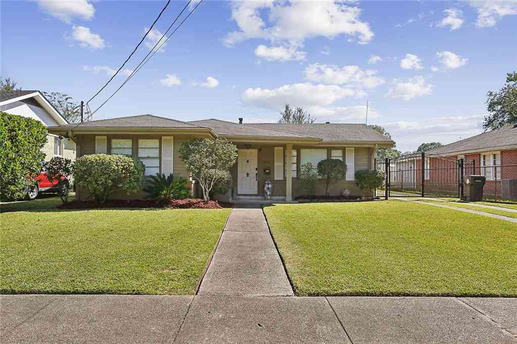 Homes For Sale - 2134 Ellen Park Place<br/> New Orleans, LA 70131