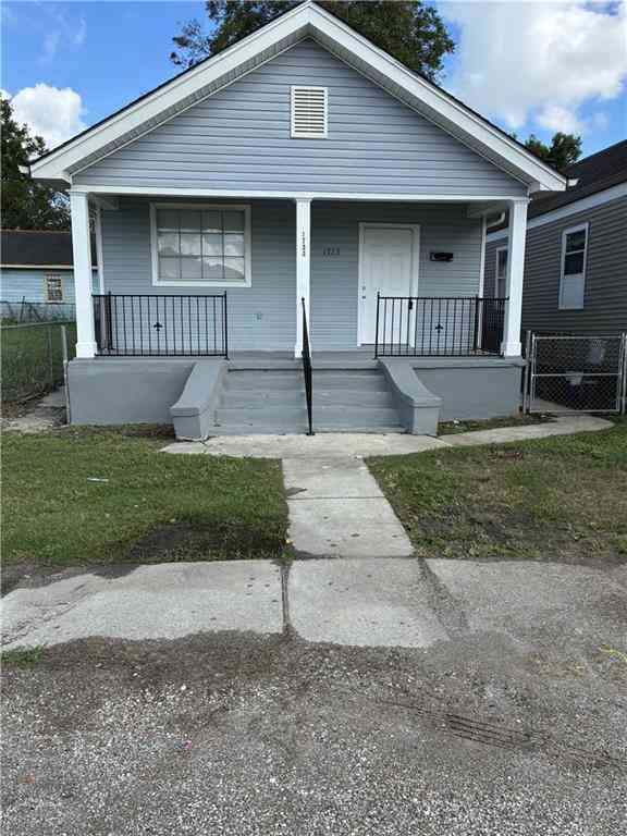 Homes For Sale - 1733 France Street<br/> New Orleans, LA 70117