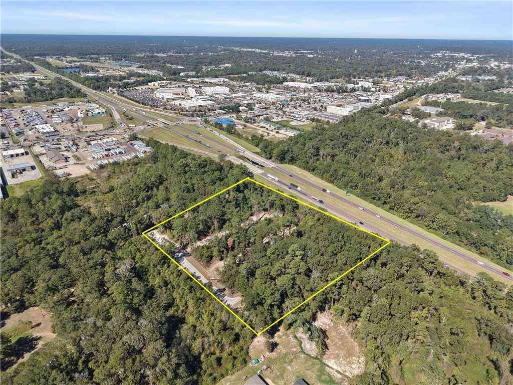Vacant Land For Sale - 7.55ACRES E Club De Luxe Road<br/> Hammond, LA 70403