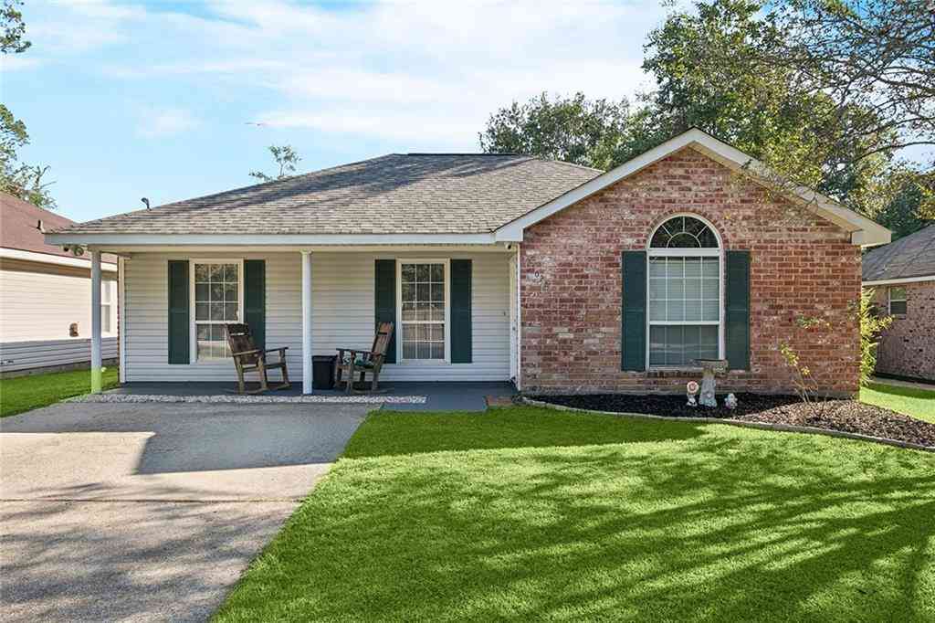 Homes For Sale - 37628 Lopez Street<br/> Slidell, LA 70458