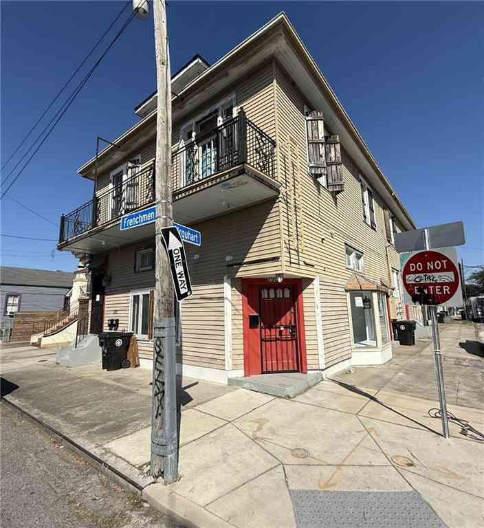 Multifamily For Rent - 1301 Frenchmen Street #2B<br/> New Orleans, LA 70117