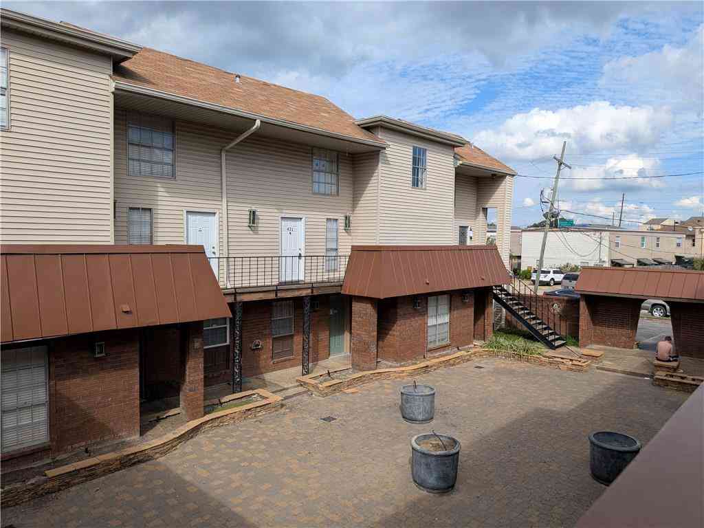 Condo For Sale - 2500 Manson Avenue #414<br/> Metairie, LA 70001