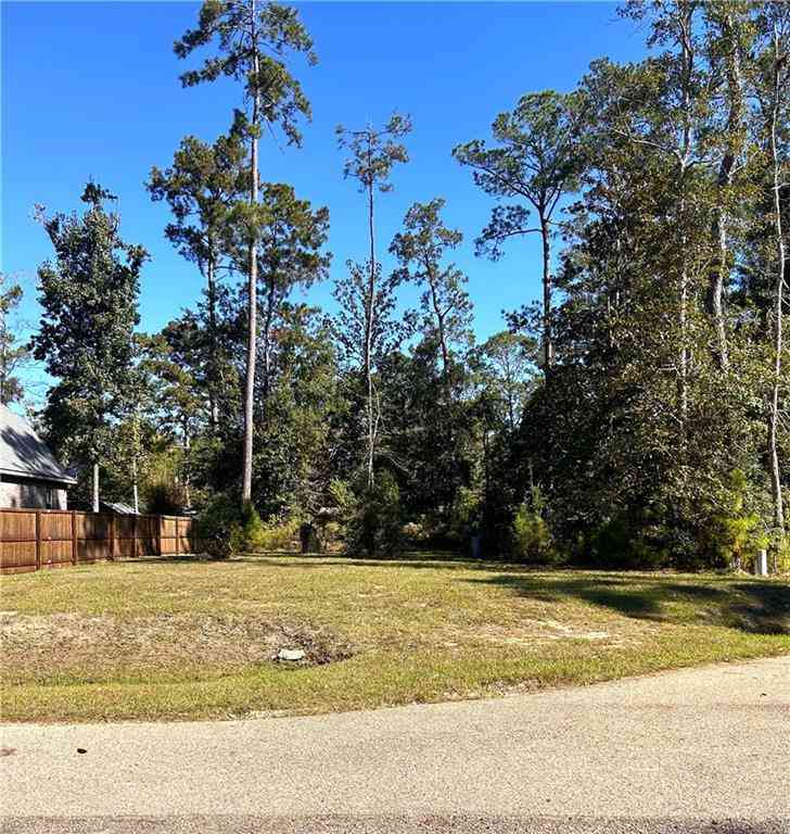 Vacant Land For Sale - LOT 14-A Lakewood Northshore Drive<br/> Covington, LA 70433