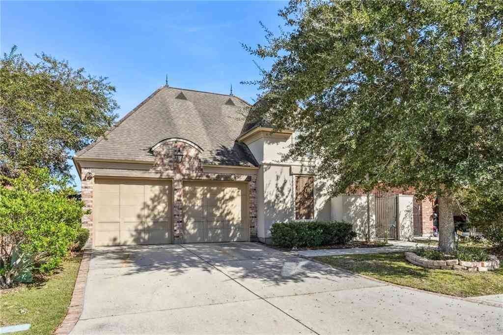 Homes For Sale - 270 Nicklaus Drive<br/> Slidell, LA 70458