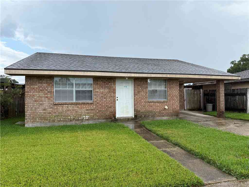 Homes For Sale - 2557 Joy Ann Drive<br/> Marrero, LA 70072