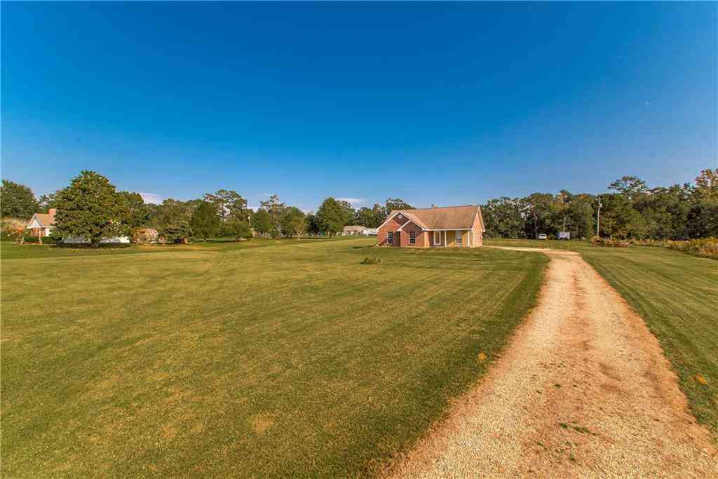 Homes For Sale - 40002 Silverado Lane<br/> Washington County, Franklinton, LA 70438