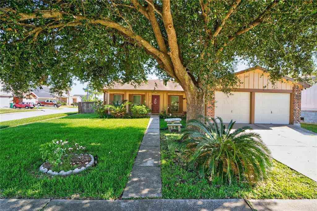 Homes For Sale - 3101 Primwood Drive<br/> Harvey, LA 70058