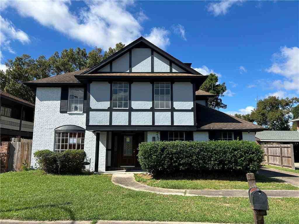 Homes For Sale - 61 Grand Canyon Drive<br/> New Orleans, LA 70131