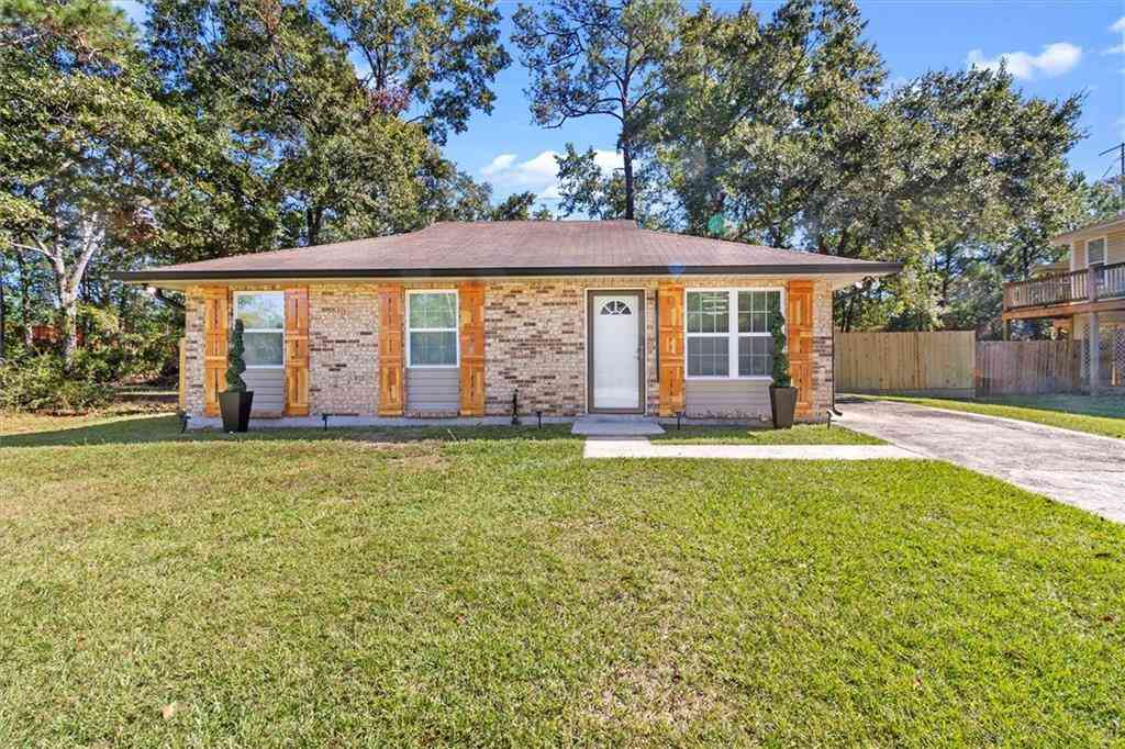 Homes For Sale - 2904 Camellia Drive<br/> Slidell, LA 70458