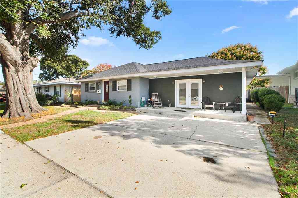 Homes For Sale - 3405 Haring Road<br/> Metairie, LA 70006