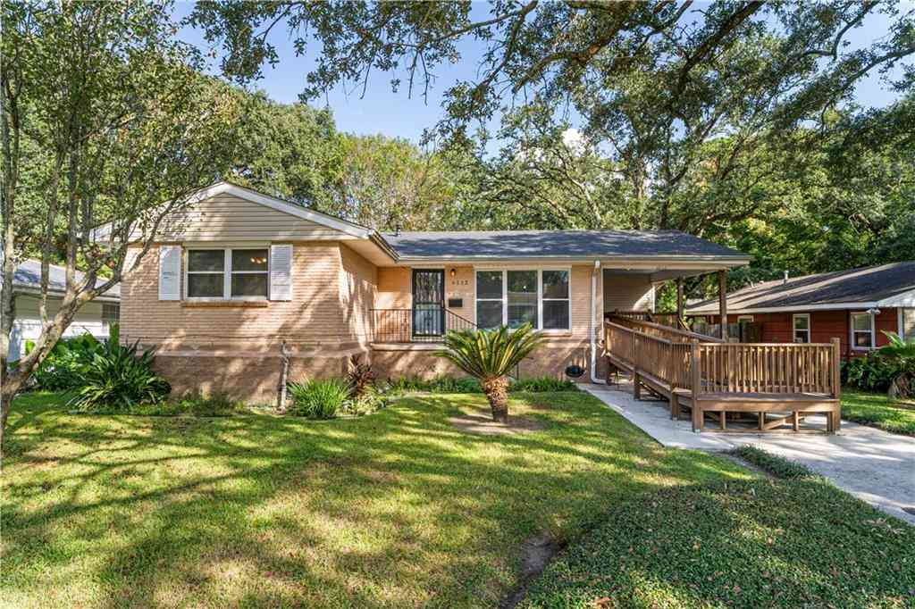 Homes For Sale - 6212 Stratford Place<br/> New Orleans, LA 70131