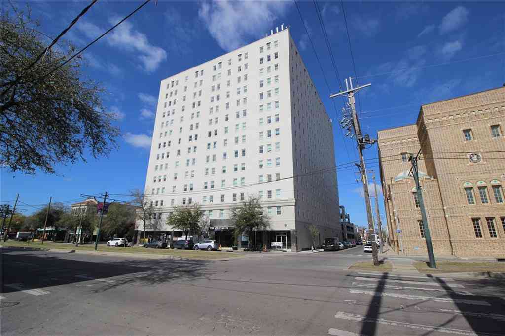 Condo For Rent - 1205 St Charles Avenue #612<br/> New Orleans, LA 70130