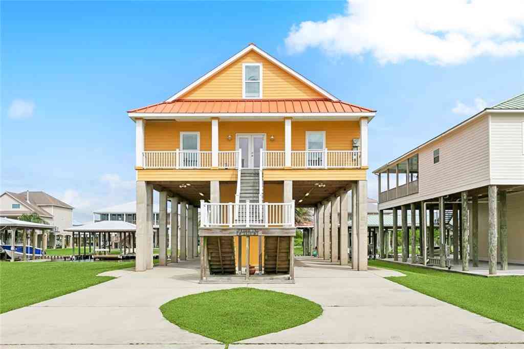 Homes For Sale - 2424 Fort Beauregard Boulevard<br/> St Bernard, LA 70085