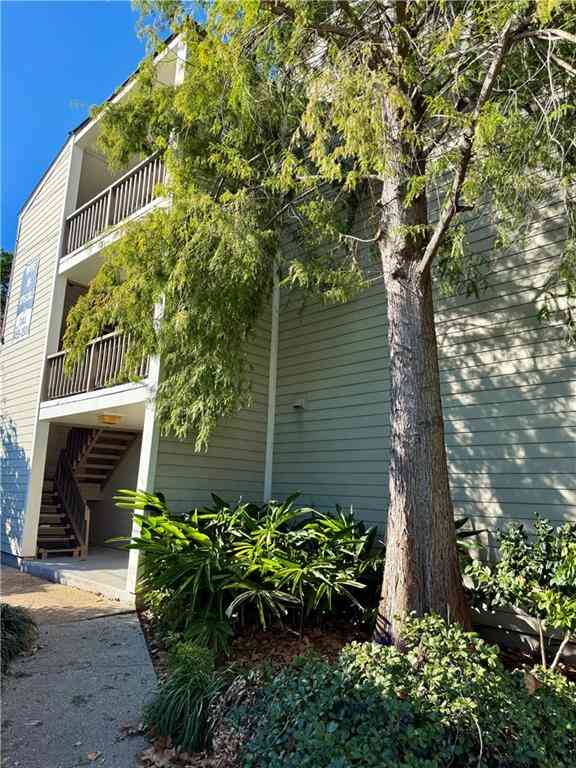 Condo For Rent - 2100 Pasadena Avenue #301<br/> Metairie, LA 70001