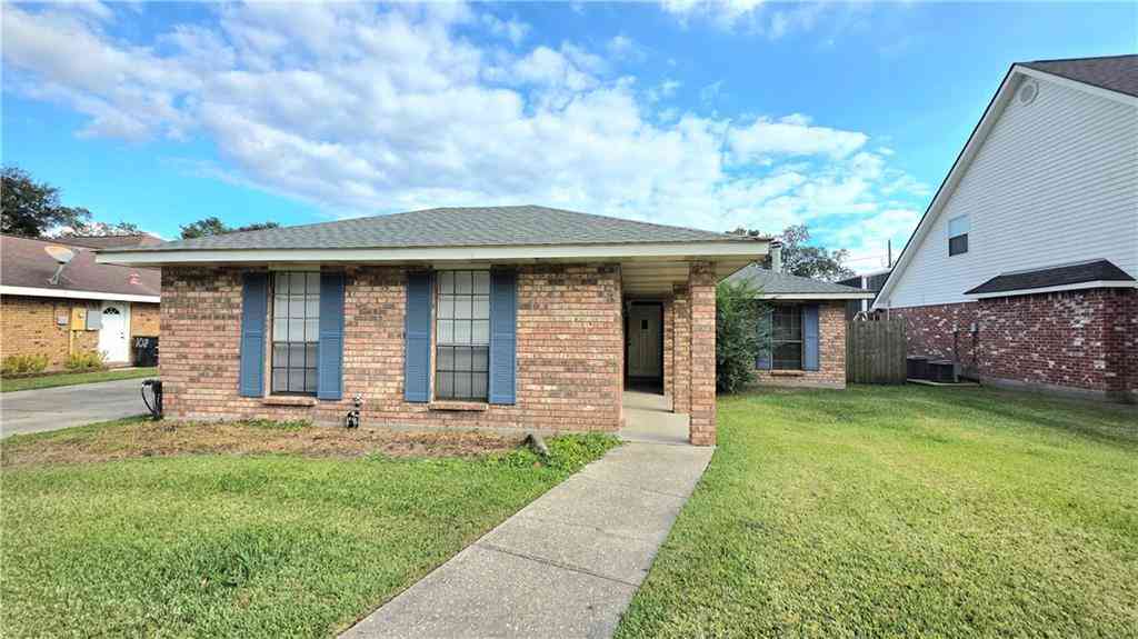 Homes For Rent - 106 Gondrella Drive<br/> Belle Chasse, LA 70037