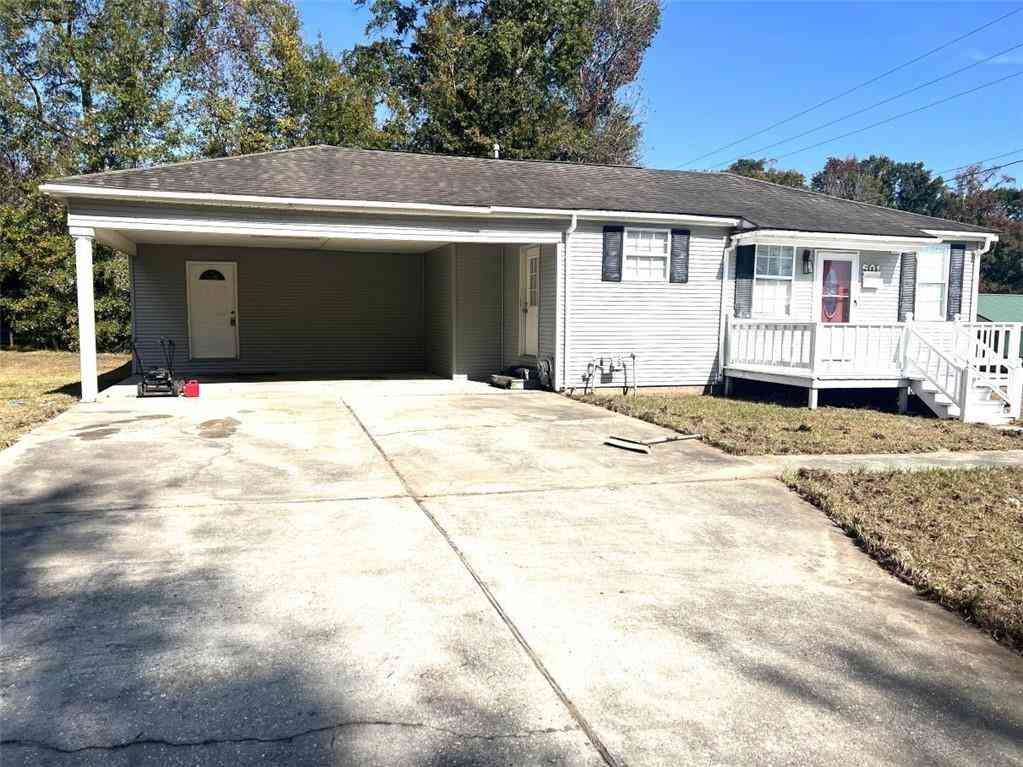 Homes For Sale - 501 Union Avenue<br/> Washington County, Bogalusa, LA 70427