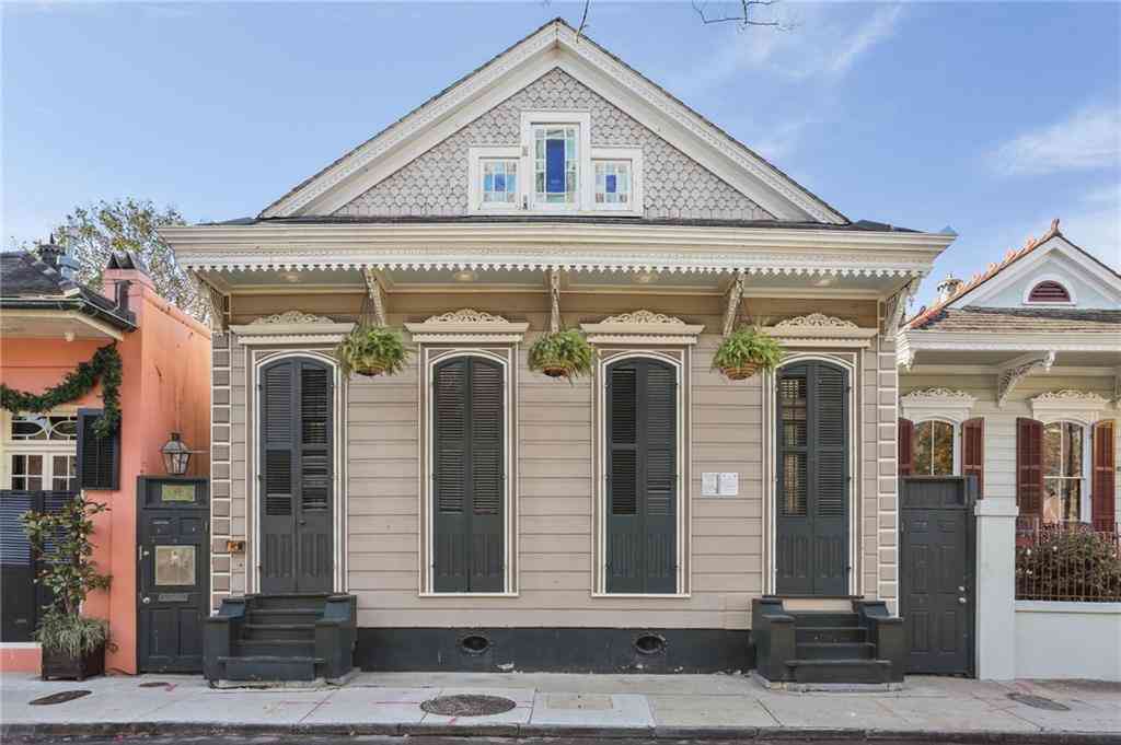 Condo For Sale - 822 Governor Nicholls Street #4<br/> New Orleans, LA 70116