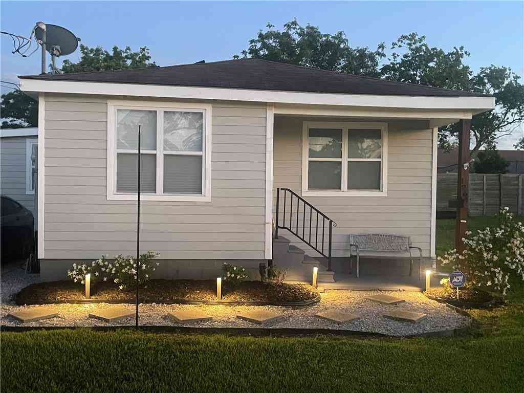 Homes For Sale - 1264 Foy Street<br/> New Orleans, LA 70122