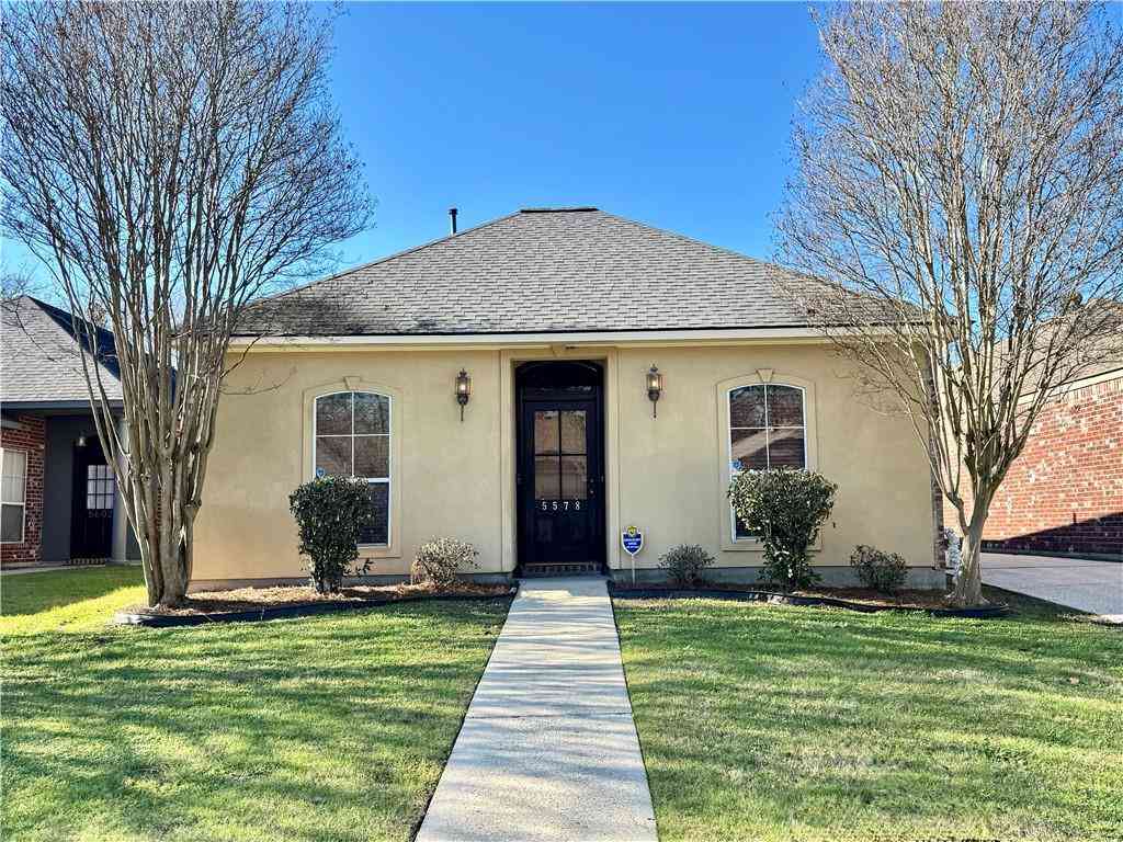 Homes For Rent - 5578 Arialo Drive<br/> Baton Rouge, LA 70820