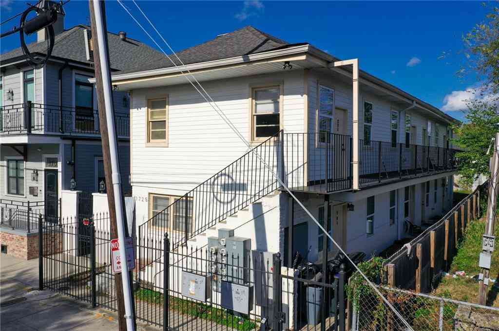 Condo For Rent - 1725 Dumaine Street #104<br/> New Orleans, LA 70116