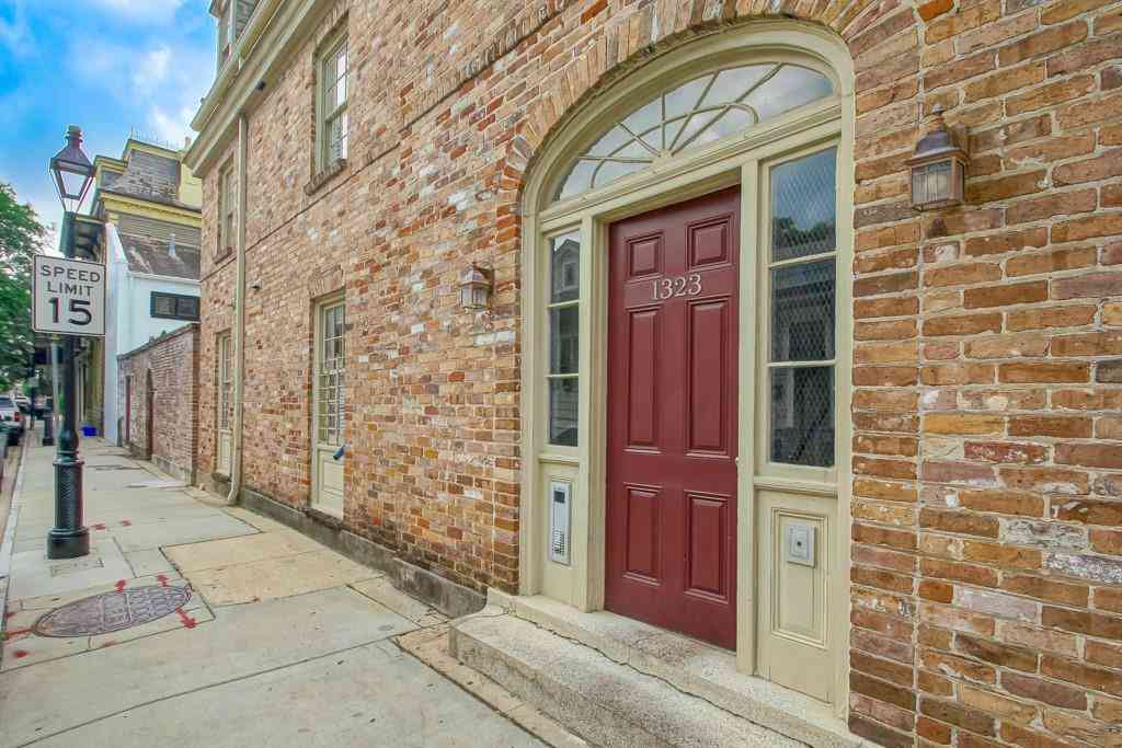 Condo For Rent - 1323 Dauphine Street #3<br/> New Orleans, LA 70116