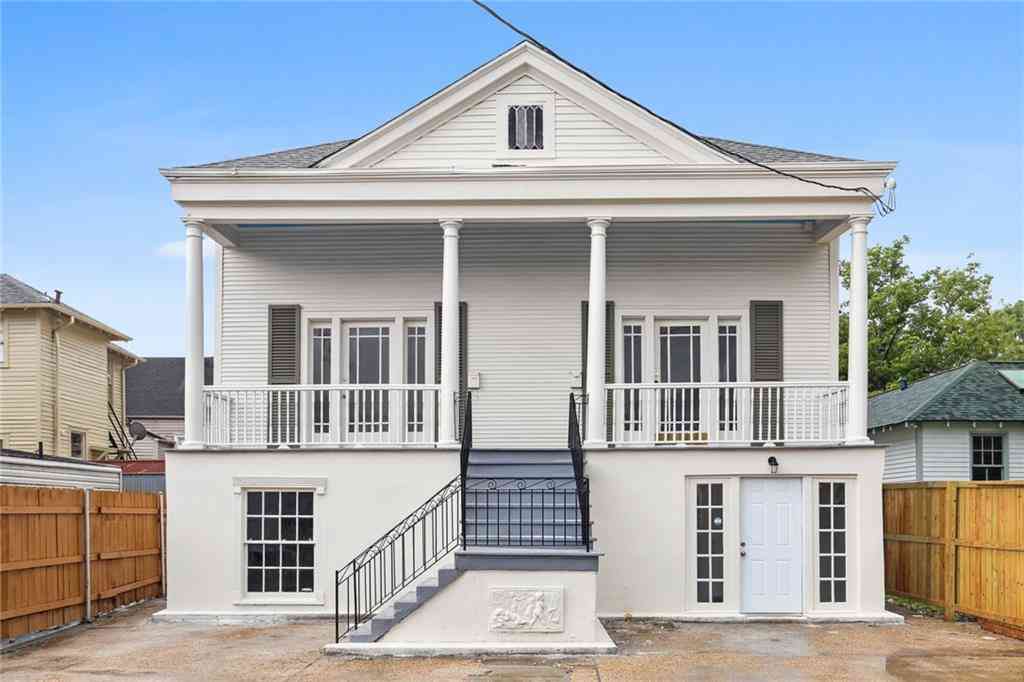 Multifamily For Rent - 6326 S Johnson Street #1B<br/> New Orleans, LA 70118