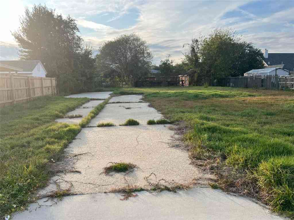 Vacant Land For Sale - 725 Carricox Street<br/> Gretna, LA 70053