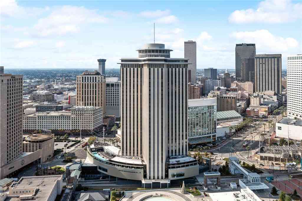 Condo For Sale - 2 Canal Street #3101<br/> New Orleans, LA 70130