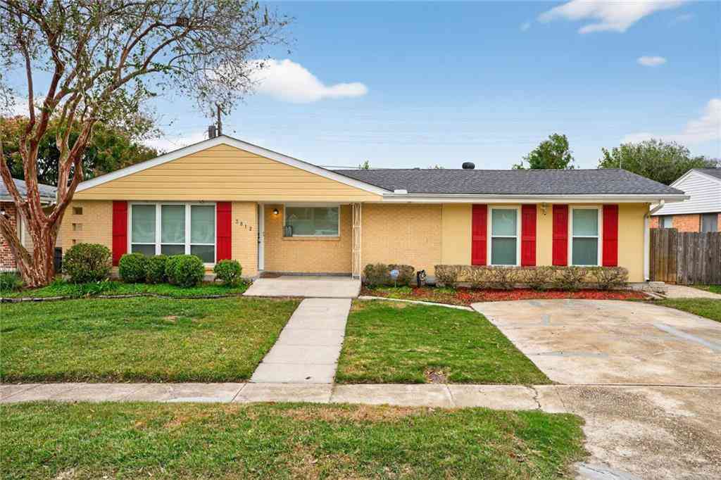 Homes For Sale - 3812 Bissonet Drive<br/> Metairie, LA 70003