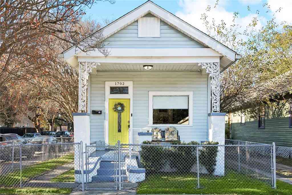 Homes For Sale - 1702 Joliet Street<br/> New Orleans, LA 70118