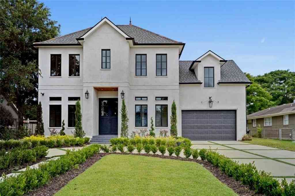 Homes For Sale - 941 Allen Toussaint Boulevard<br/> New Orleans, LA 70124