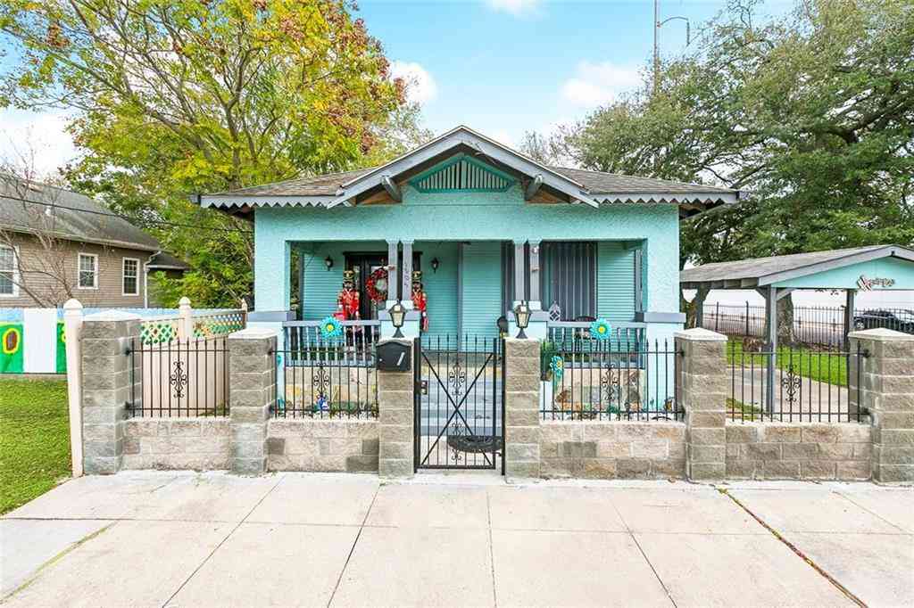 Homes For Sale - 1805 Music Street<br/> New Orleans, LA 70117