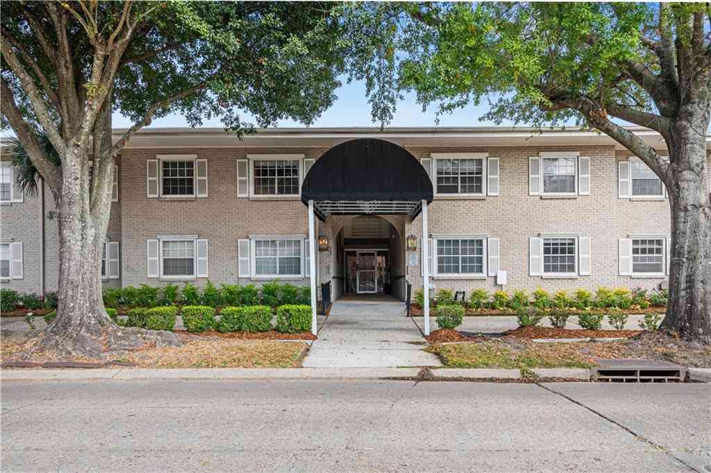 Condo For Rent - 6555 Park Manor Drive #256<br/> Metairie, LA 70003