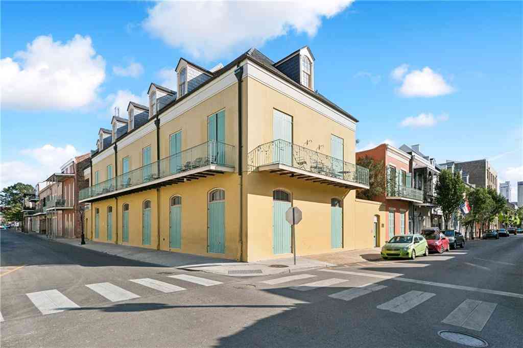 Condo For Sale - 1040 Chartres Street #D1<br/> New Orleans, LA 70116