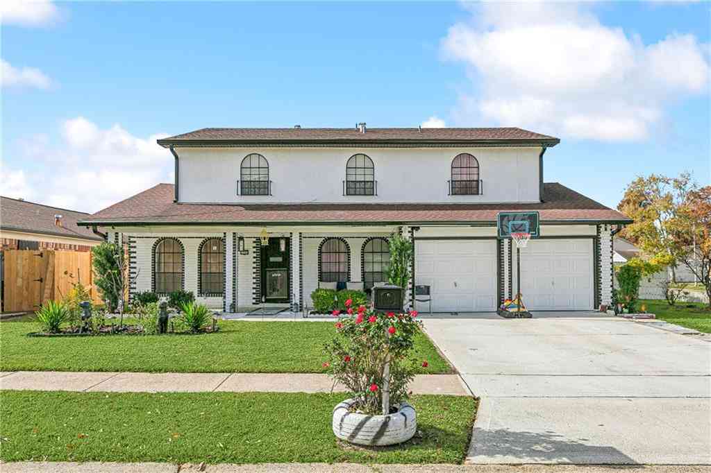 Homes For Sale - 2700 Sandero Del Este Street<br/> Harvey, LA 70058