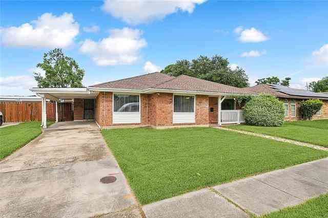 Homes For Sale - 4527 St Bernard Avenue<br/> New Orleans, LA 70122