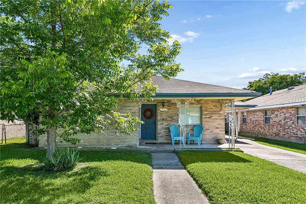 Homes For Sale - 7813 Marquis Street<br/> New Orleans, LA 70128