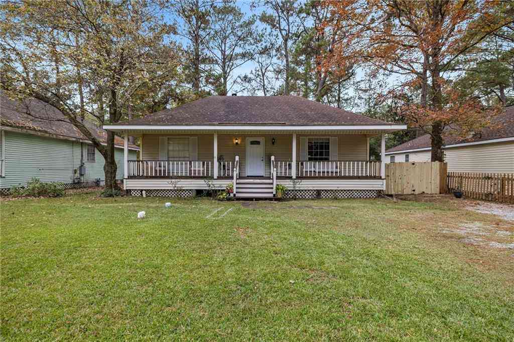 Homes For Sale - 70319 L Street<br/> Covington, LA 70433