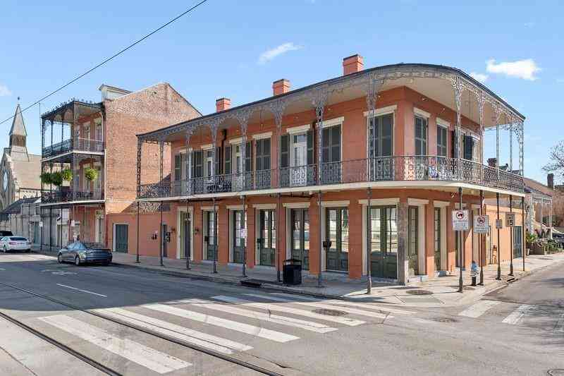 Condo For Sale - 1210 N Rampart Street #1210<br/> New Orleans, LA 70116