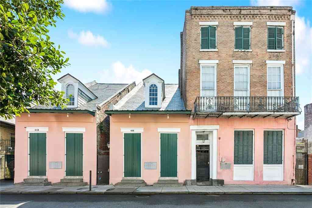 Condo For Sale - 416 Burgundy Street #3<br/> New Orleans, LA 70112