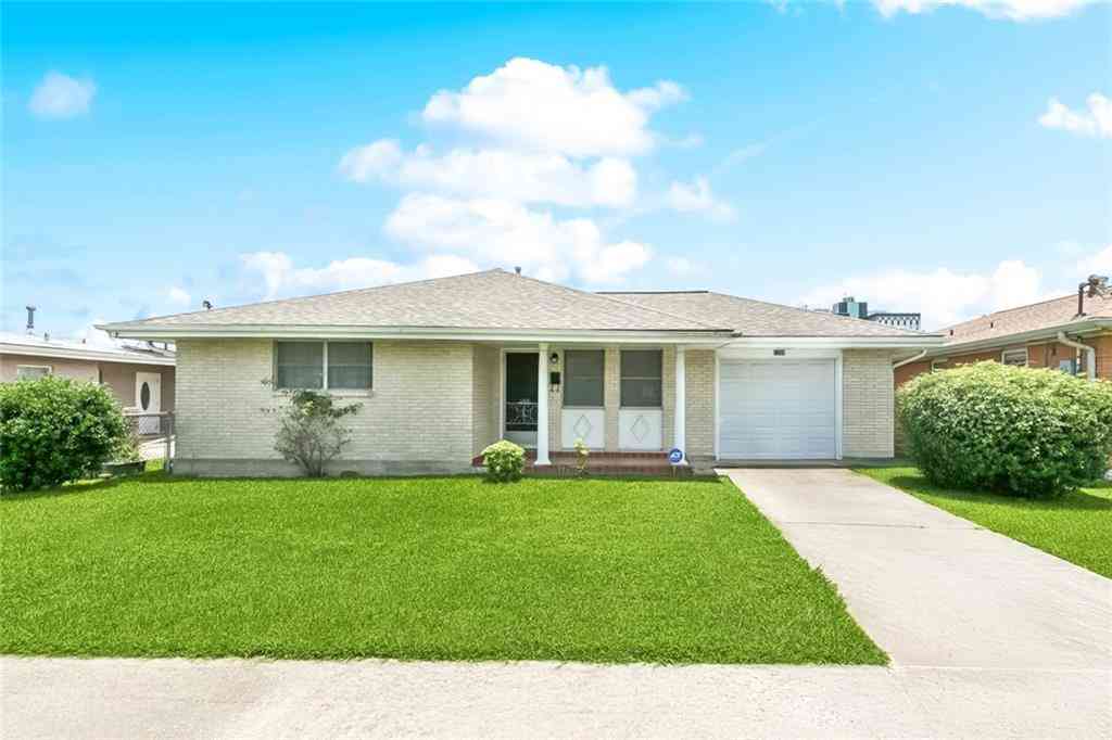Homes For Sale - 2209 Athania Parkway<br/> Metairie, LA 70001