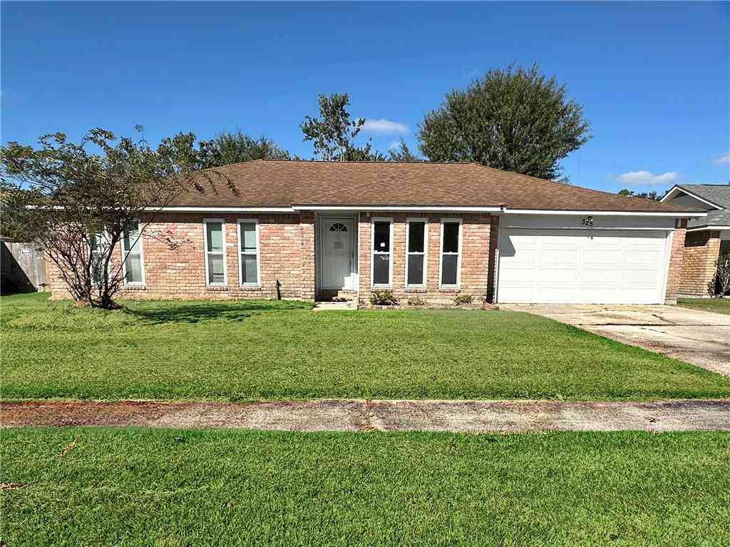 Homes For Sale - 325 Cawthorn Drive<br/> Slidell, LA 70458