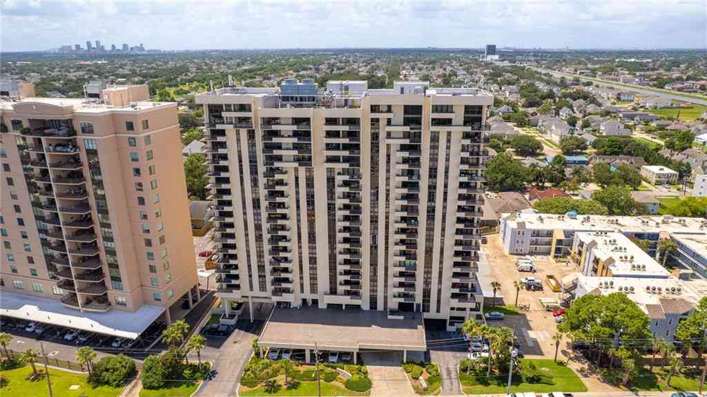 Condo For Sale - 300 Lake Marina Avenue #14DBW<br/> New Orleans, LA 70124
