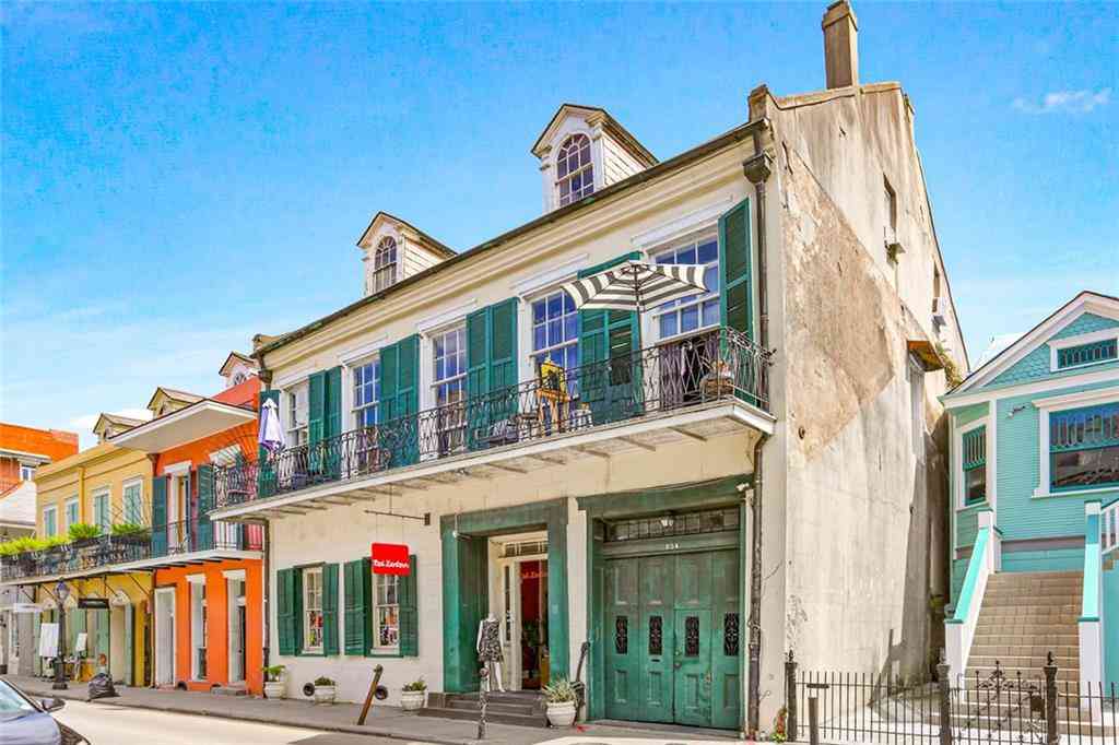 Homes For Sale - 824 Royal Street<br/> New Orleans, LA 70116