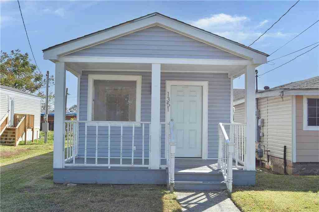 Homes For Sale - 1351 S Dilton Street<br/> Metairie, LA 70003