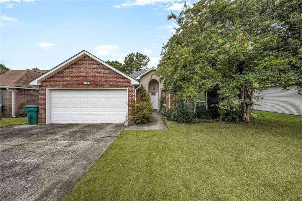 Homes For Sale - 23597 S Point Drive<br/> Denham Springs, LA 70726