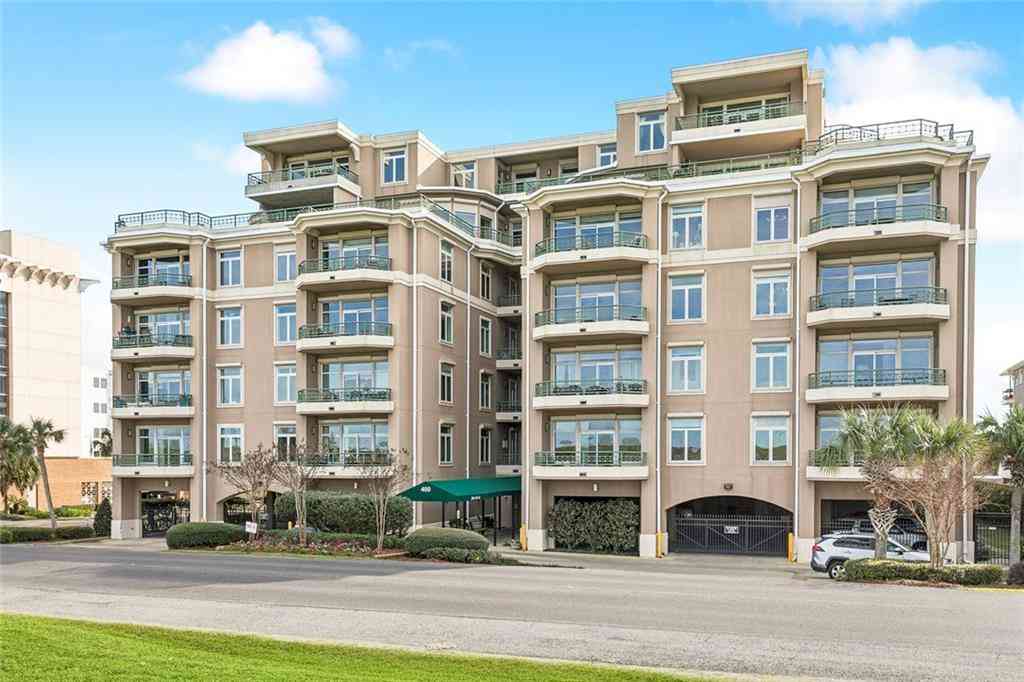 Condo For Sale - 400 Metairie Hammond Highway #5E<br/> Metairie, LA 70005