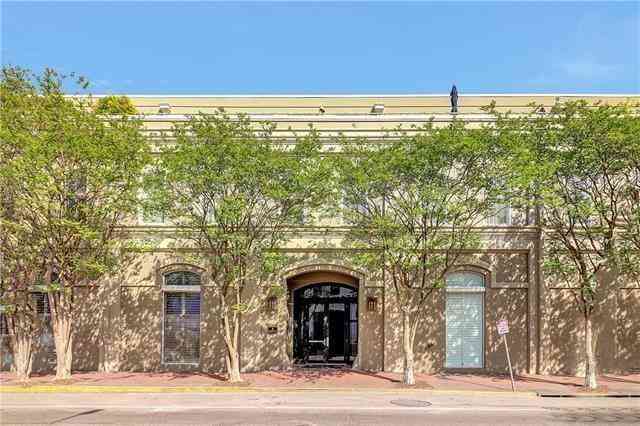 Condo For Rent - 840 Tchoupitoulas Street #201<br/> New Orleans, LA 70130